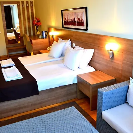 Park Lakeside Feriepark 4*